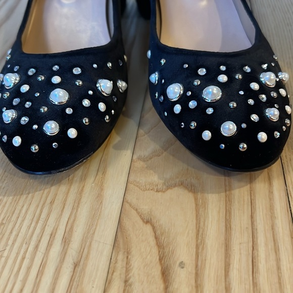 Nikki Hilton and French Sole Black Suede block Heels with pearls. - Picture 8 of 8